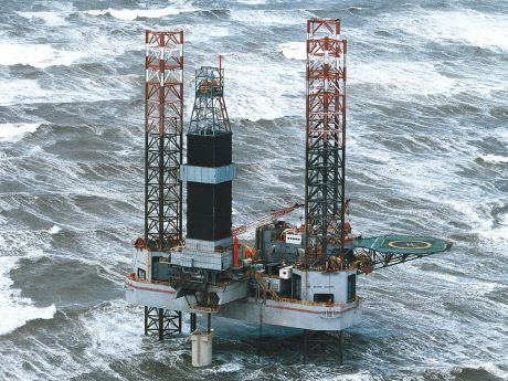 Fabric windshield in action